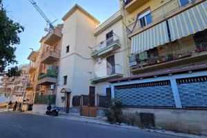 3 LOCALI A PALERMO