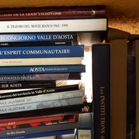 Libri aosta austostrada storia teatro petres