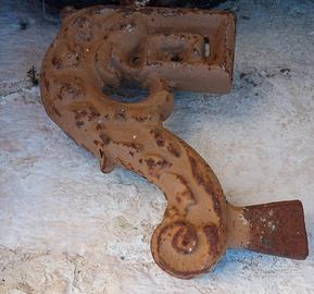 Coppia di paracarri antichi 