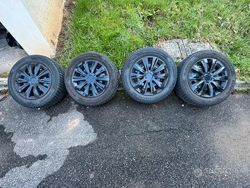 Gomme invernali KUMHO 205/60 R16+ cerchi