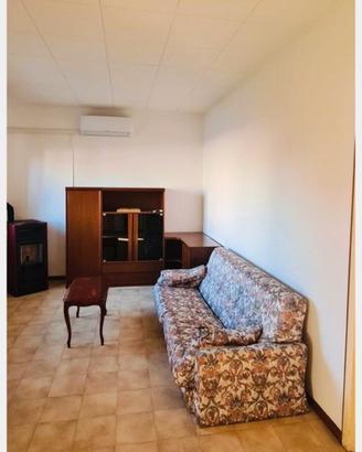 Casa di paese con 2 appartamenti