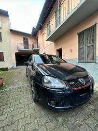 Volkswagen Golf 5 GTI
