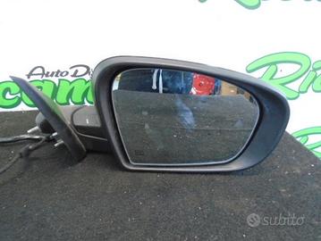 RETROVISORE DESTRO PER QUATTROPORTE 2022