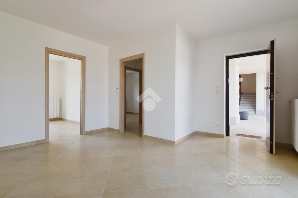 Apartment in Carignano, Torino - Vista 4