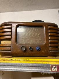 Radio d'epoca a valvole Kennedy K 230