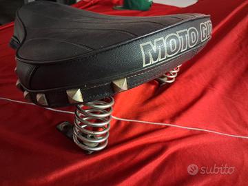 sella castom moto guzzi