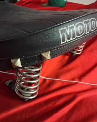 sella castom moto guzzi