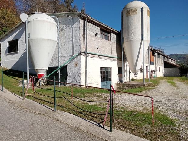 Lusiana Capannone agricolo di 1.000 mq