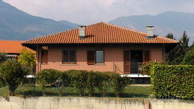 Villa con giardino vicino a Torino