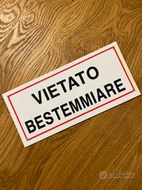 Insegna vintage in bachelite