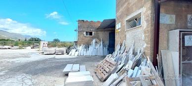 CAPANNONE A CASTELLAMMARE DEL GOLFO