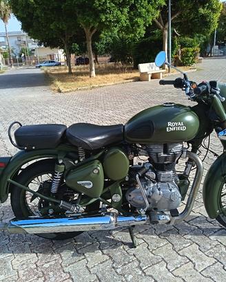 Royal Enfield Classic 500 Battle Green
