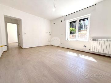 2 LOCALI A SARONNO