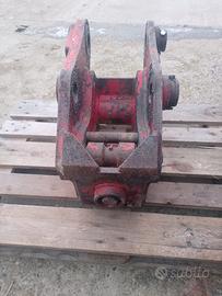 Gancio rapido per escavatore