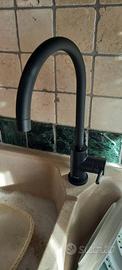 Miscelatore per lavello cucina marca 'Nobili' nero