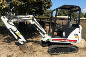 Miniescavatore Bobcat 323 17 qtl