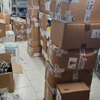 Stock abbigliamento bambino/a 0-16 anni