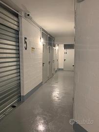 Cantina, magazzino, box, deposito