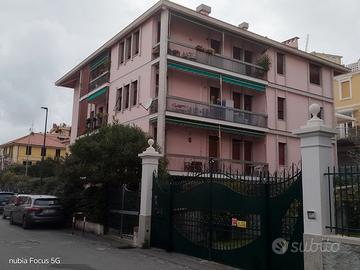 LUGLIO e AGOSTO- Via Garibaldi- A 2 passi dal MARE