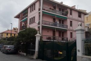 LUGLIO e AGOSTO- Via Garibaldi- A 2 passi dal MARE