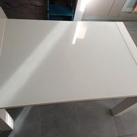 Tavolo Allungabile Mondo Convenienza. Vetro lucido