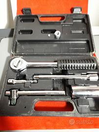 set di chiavi a brugola
