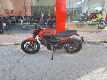 scrambler flut trotter 800