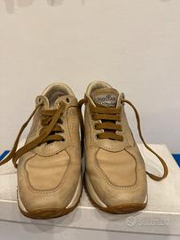 Hogan Interactive Donna