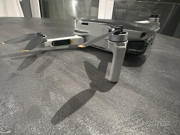 DJI Mini 2 Fly More Combo