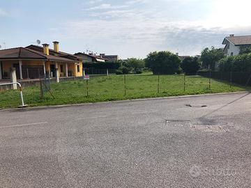 Terreno edificabile a Zoppola