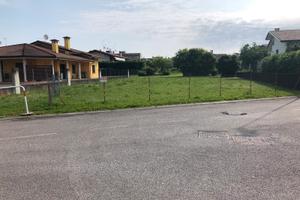 Terreno edificabile a Zoppola