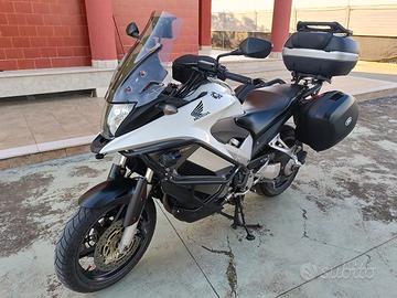 Honda crossrunner 800 2011 49000k.