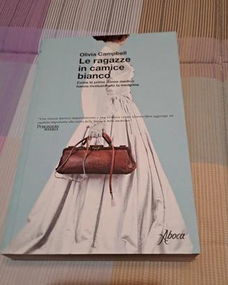 Le ragazze in camicia bianco