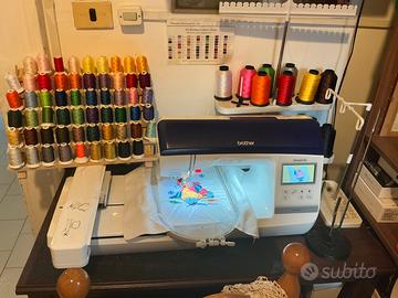 Ricamatrice Brother innov-is NV800E