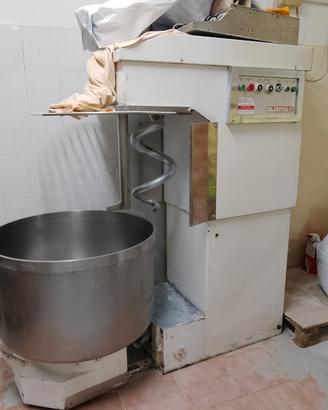 impastatrice a vasca estraibile 