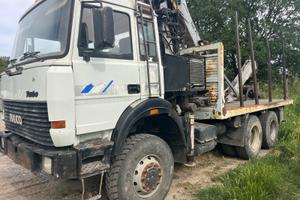 Camion forestale