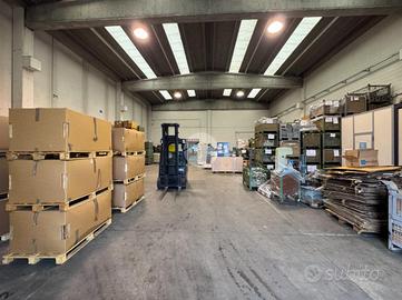 CAPANNONE A CASTEGNATO