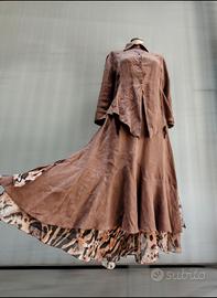 completo con gonna in lino Made in italy 