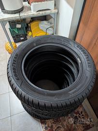 4 Pneumatici Invernali Goodyear UltraGrip Performa