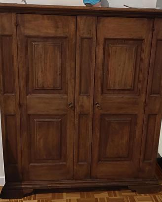 Armadio 2 ante in legno massello stile classico