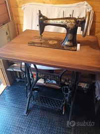 macchina da cucire Singer primi 900