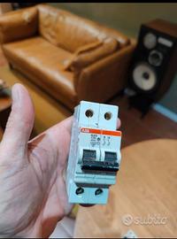 Interruttore Magnetotermico  Automatico 32A  ABB