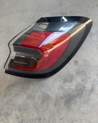 Fanale esterno posteriore dx Ford Puma