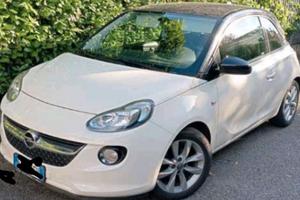 Auto Opel Adam