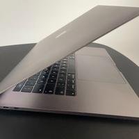 macbook pro 15 2018 grigio siderale