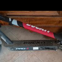 monopattino elettrico ducati pro II 