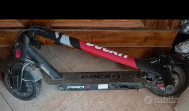 monopattino elettrico ducati pro II 
