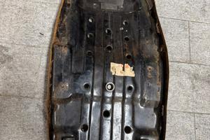 Fondo sella honda four 500 K0