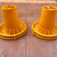 Mangiatoie per polli