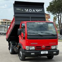 Nissan Cabstar 120 ribaltabile trilaterale